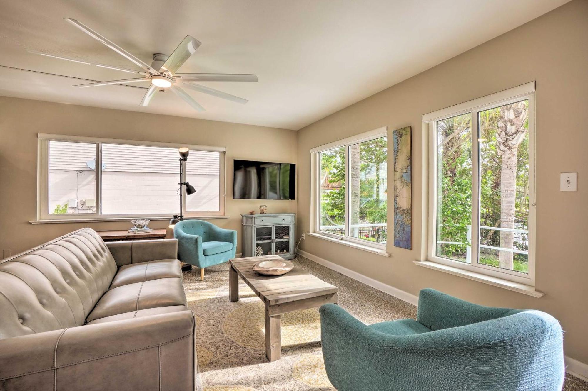 Pet-Friendly Waterfront Home - 2 Mi To Beach! Tarpon Springs Exterior foto